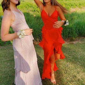 Nookie Ashton gown- size 6 but fits more of a 4 or 5